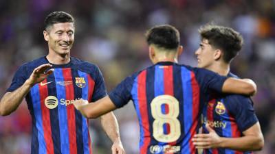 Barcelona golea sin piedad a los Pumas de México con show de Robert Lewandowski