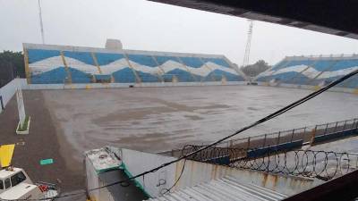El estadio Morazán está cerrado desde hace varios meses.