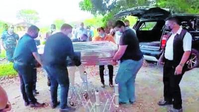 En el cementerio de Guarizama, Olancho, se realizó el sepelio de Wilkin Santiago Montalván.