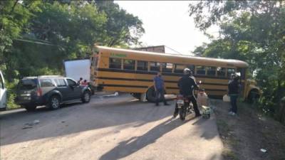 Una maniobra del conductor del autobús evitó una nueva tragedia en carretera.