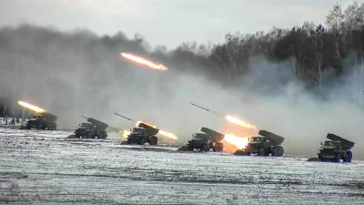 El Ejército ruso realiza maniobras conjuntas con Bielorrusia escalando las tensiones con la OTAN.
