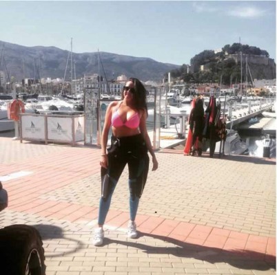 Explosiva joven asegura que se acostó con jugadores del Real Madrid y del Barcelona