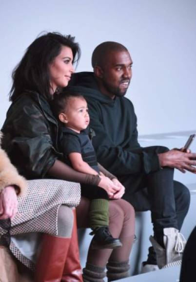 Kim se siete bien orgullosa de la relación que ha formado con su pequeña y su esposo Kanye West.