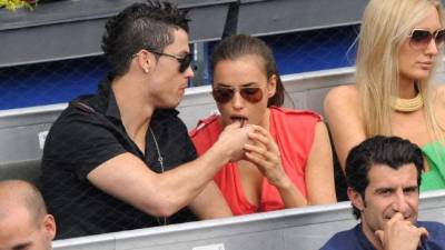 El futbolista portugués del Real Madrid Cristiano Ronaldo y la modelo rusa Irina Shayk dieron por cerrada la relación sentimental que mantenían desde hace cinco años