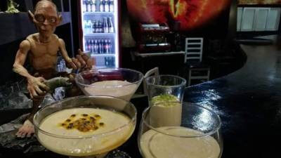 Bolsón Cerrado, es un restaurante situado en la zona sur de La Paz, donde los fanáticos de la saga de Tolkien 'El Señor de los Anillos' pueden disfrutar comida inspirada en la Tierra Media.