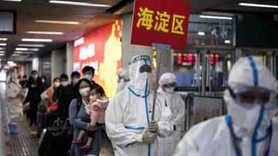 Un informe de inteligencia de EEUU detalla que tres trabajadores sanitarios del Laboratorio de Wuhan enfermaron en 2019 con un extraño virus que requirió hospitalización. Foto: AFP