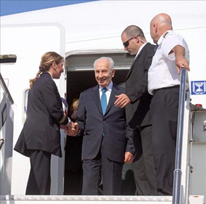 Francisco, Abás y Peres invocarán juntos hoy la paz en el Vaticano