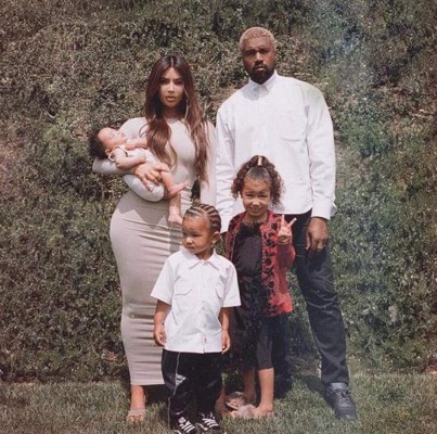 La primera foto familiar del clan Kardashian-West