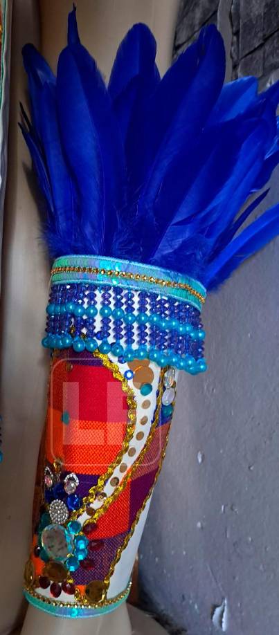 Cabe mencionar que dentro de los elementos que llevará la pieza auténtica de Zuheilyn Clemente en Miss Universo será detalles en tela lenca, pueblos origenes de Honduras.