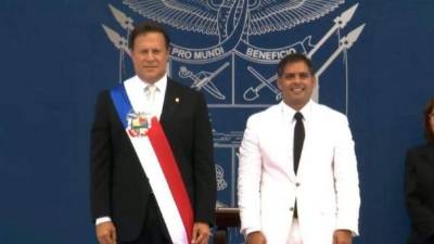 El empresario Juan Carlos Varela juró este martes como nuevo presidente de Panamá, en un acto masivo realizado en el estadio Rommel Fernández de la capital ante miles de personas y varios mandatarios extranjeros.