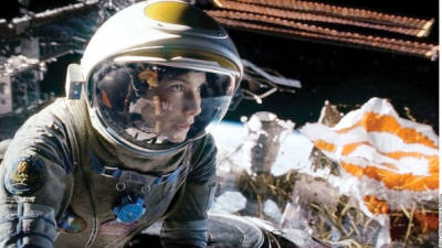 Escena de la película 'Gravity' Gravedad protagonizada por Sandra Bullock.