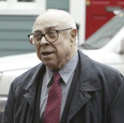 'Soy Art Buchwald y acabo de morir': columnista anuncia su muerte en video