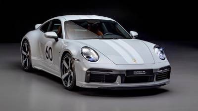 El logo de la nueva versión Sport Classic del 911 es el que Porsche usaba en 1963.