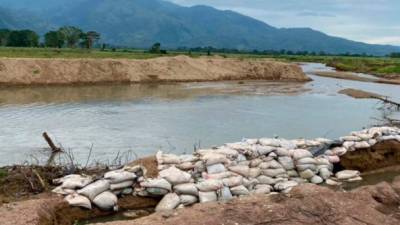 El caudal de los ríos de la región del Valle de Sula representan una amenaza para hondureños en la región más poblada del territorio.