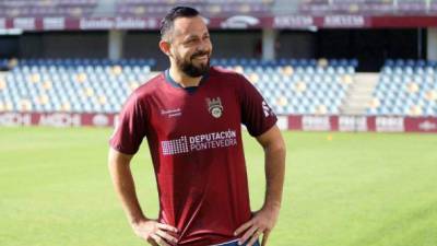 Alfredo Mejía vuelve a Grecia luego de haber vestido la camiseta del Pontevedra CF de la tercera división de España.