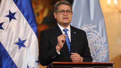 ¡Paz en cada hogar hondureño!, escribió el presidente Juan Orlando Hernández en su cuenta de Twitter.