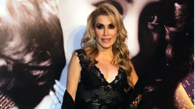 Dulce fue internada hace unas semanas en un hospital de la Ciudad de México por problemas pulmonares y fue sometida a una operación de decorticación pleuropulmonar.