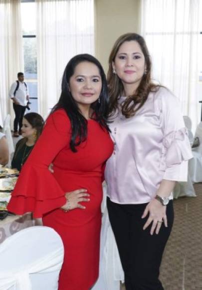 Karen Morán y Heidy Zúniga.