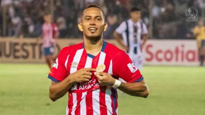 Edwin Rodríguez marcó un gol en la goleada 4-0 del Olimpia sobre el Diriangén FC por la ida de cuartos de final de la Liga Concacaf.