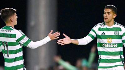 Luis Palma reaparece y se destapa con increíble hat-trick en el Celtic