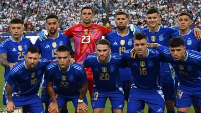 El 11 titular de Argentina que goleó 4-1 a Guatemala el viernes en EUA.