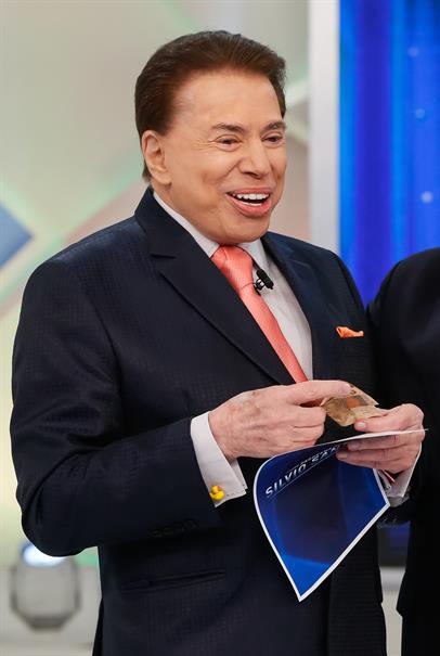 Fotografía cedida por la Agencia Brasil del 18 de enero de 2018 del empresario y presentador brasileño Silvio Santos. Santos falleció este sábado a los 93 años.