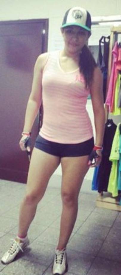 La chica que conquistó el corazón de Ramiro Bruschi presume en redes sociales su buen estado físico ya que se mantiene en forma.