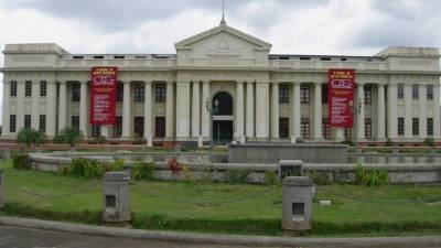 Supporters of embattled Nicaraguan President Daniel Ortega take part in the government-called 'Walk for Security and Peace' in Managua on July 7, 2018.At least 230 people have died in Nicaragua since protests broke out in April against now-scrapped social security reforms, and which a heavy-handed police reaction transformed them into demands for justice for those killed, and for the departure of Ortega and his wife, Vice President Rosario Murillo. / AFP PHOTO / Inti OCON