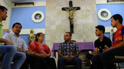 El padre Luis Estévez se reunió con miembros de la Iglesia para definir detalles sobre el torneo de fútbol que finalizará a mediados de julio.