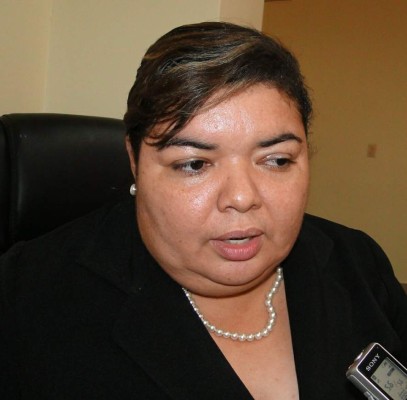 1,200 familias pobres de El Progreso reciben ayuda para mejorar techos