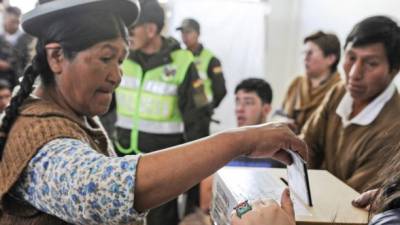 En total nueve candidatos figuraban en la boleta de sufragio en Bolivia.