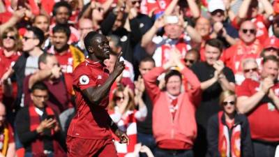 Sadio Mané anotó un doblete en la victoria del Liverpool de 2-0 ante Wolverhampton. El senegalés finalizó como uno de los goleadores de la Premier League. FOTO AFP.