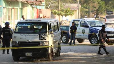 El conductor y ayudante de un rapidito de la ruta 2, fueron atacados a balazosen la colonia La Pradera.