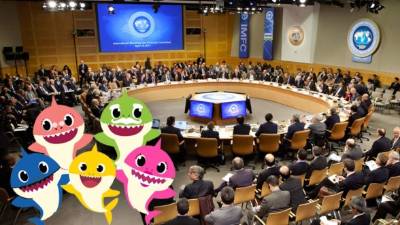 Una reunión del FMI fue interrumpida por la ya conocida canción 'Baby Shark'.