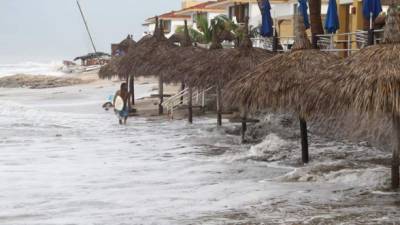 Priscilla evolucionó este domingo a la categoría de tormenta tropical.