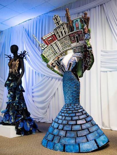 Inauguran exposición con coronas y artículos de colección de Miss Universo