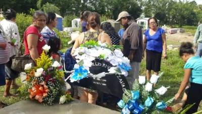 En la aldea de El Elixir fue enterrado el ingeniero Marco A. Rivera