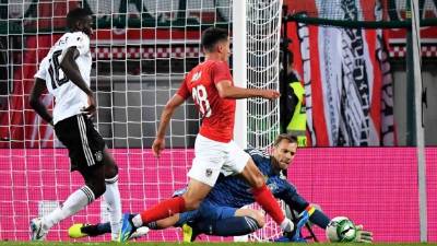 Manuel Neuer ha regresado a las canchas. FOTO EFE.