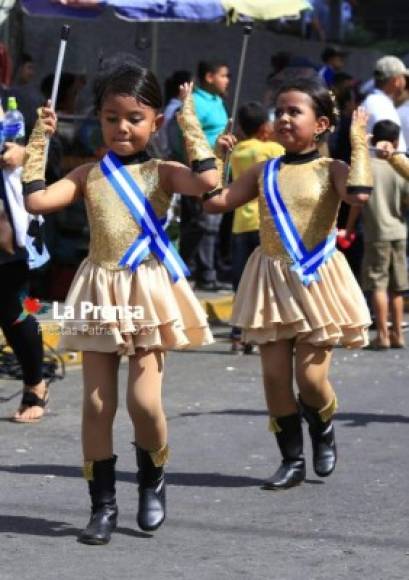 Esta fecha quedará en la memoria de los niños que participaron de los desfiles patrios.