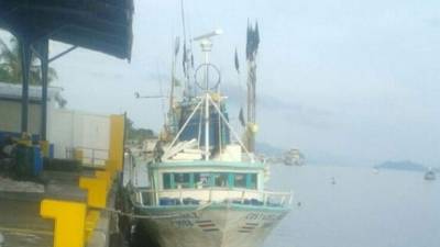 La embarcación tiene por nombre Costa del Sol. Foto tomada del Diario Nación de Costa Rica.