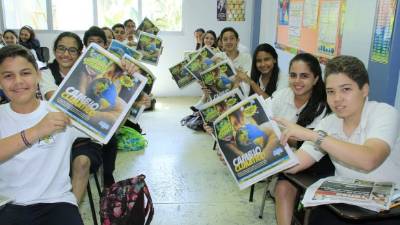 Colegios y escuelas recibieron ayer el primer fascículo titulado Cambio Climático. Fotos: Cristina Santos.