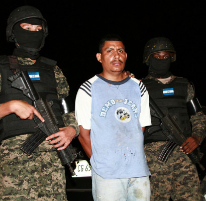 Envían a prisión a implicados en tráfico de armas