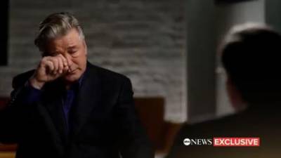 El actor estadounidense Alec Baldwin durante su entrevista con ABC.