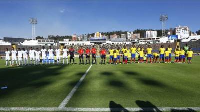 El partido entre Ecuador y Honduras se disputó en la ciudad de Quito bajo poca asistencia de aficionados.