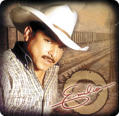 Sombrío pronóstico sobre cantante Emilio Navaira, tras accidente