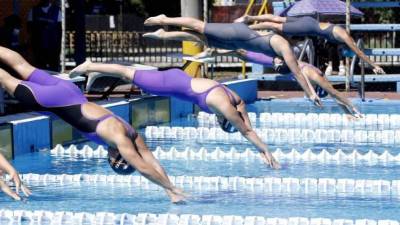 La nadadora sampedrana Michell Ramírez obtuvo el primer lugar en los 800 libres mujeres.