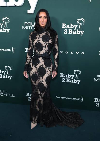 Kim Kardashian eligió este diseño de Balenciaga.