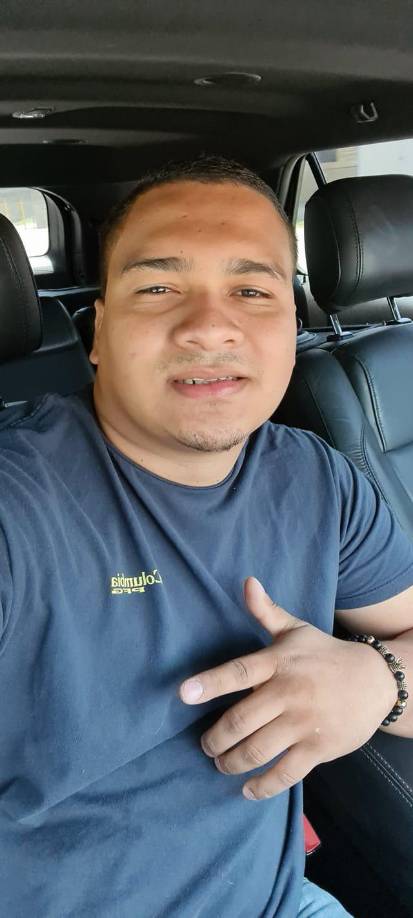 Según reportes de medios locales, las víctimas del accidente son originarias de San Pedro Sula, y uno de los heridos reside en la colonia El Quebrachal. 