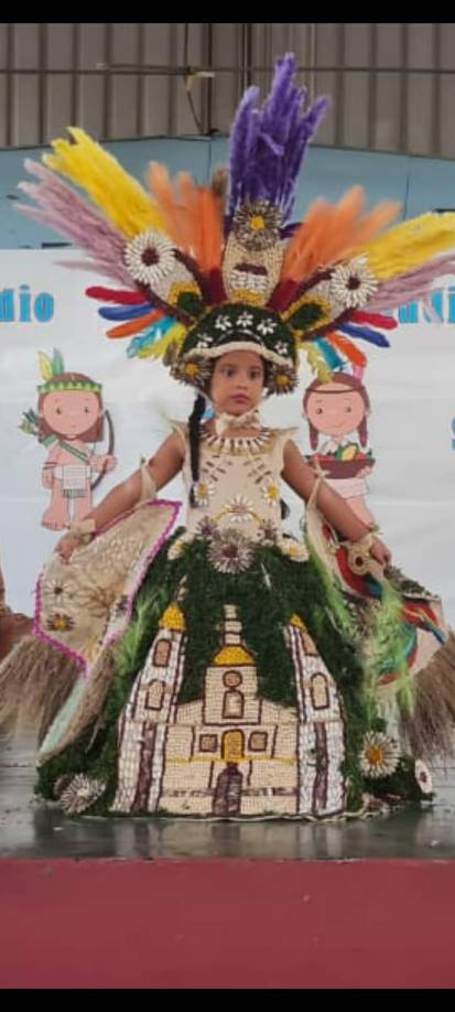 En el kinder María Josefa Falastire la India Bonita 2024 es Sherill Zoely Gómez.