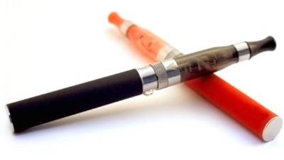 Se debe reducir el uso de los cigarrillos electrónicos.